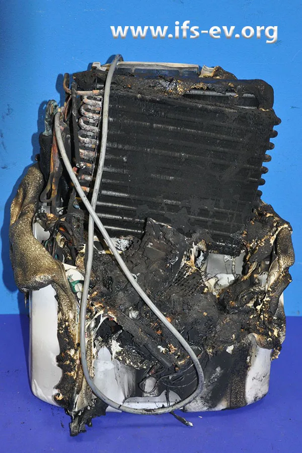 Ein Honeywell-Luftentfeuchter mit Brandschaden