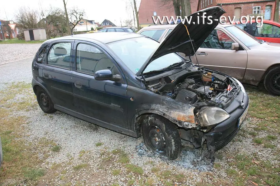 Der Wagen steht zum Untersuchungszeitpunkt noch auf dem Parkplatz.
