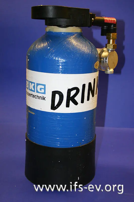 Die Wasserfilterpatrone bei der Laboruntersuchung.